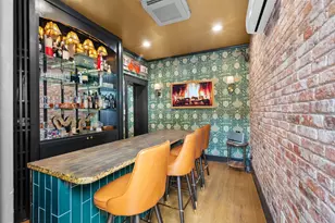 4503 McKinney St, Houston, TX 77023 - Photo 9