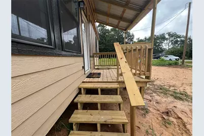 907 Daniel, Cleveland, TX 77327 - Photo 7