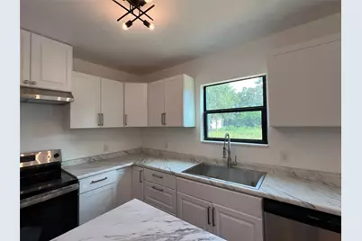 907 Daniel, Cleveland, TX 77327 - Photo 21