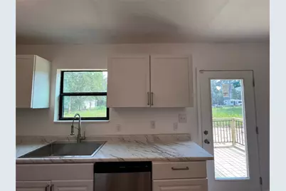 907 Daniel, Cleveland, TX 77327 - Photo 23