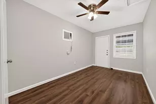 103 E Janisch Rd, Houston, TX 77022 - Photo 23