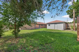 103 E Janisch Rd, Houston, TX 77022 - Photo 15