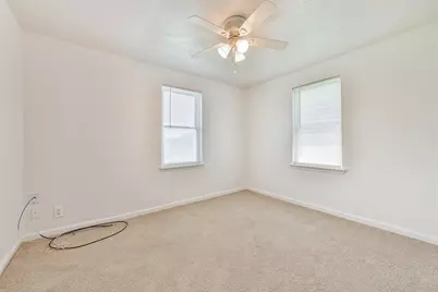332 N 7th Street, La Porte, TX 77571 - Photo 15