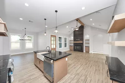 15315 Alchester Court, Plantersville, TX 77363 - Photo 11