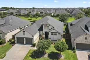 5918 Wedgewood Hts Wy, Houston, TX 77059 - Photo 3