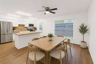 9243 Westwood Village Dr, Houston, TX 77036 - Photo 5