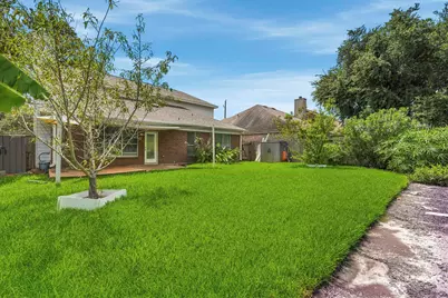 9327 Restover Lane, Houston, TX 77064 - Photo 37