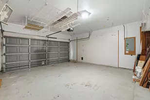 9327 Restover Ln, Houston, TX 77064 - Photo 33