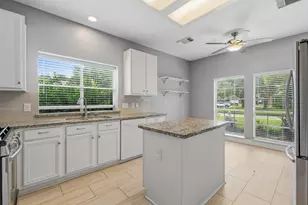 9327 Restover Ln, Houston, TX 77064 - Photo 7