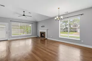 9327 Restover Ln, Houston, TX 77064 - Photo 15