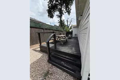 4208 Arlington Street, Houston, TX 77022 - Photo 3