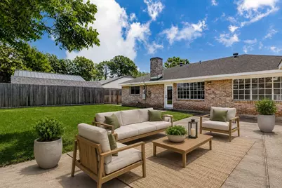 14026 Britoak Lane, Houston, TX 77079 - Photo 11