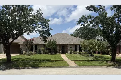 222 Willowood Drive, League City, TX 77573 - Photo 1