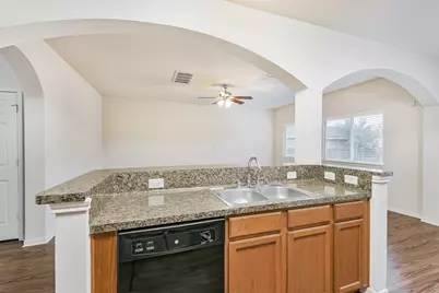 11729 Jelicoe Drive, Houston, TX 77047 - Photo 15