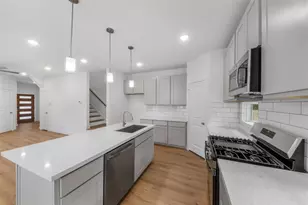 1220 E 33rd St, Houston, TX 77022 - Photo 9