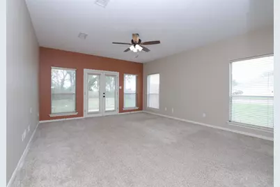 105 Lawrence Marshall Dr, Hempstead, TX 77445 - Photo 19