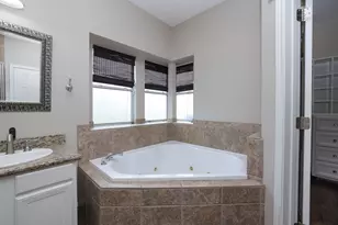 105 Lawrence Marshall Dr, Hempstead, TX 77445 - Photo 25