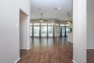 105 Lawrence Marshall Dr, Hempstead, TX 77445 - Photo 5