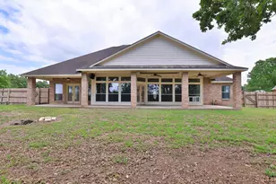 105 Lawrence Marshall Dr, Hempstead, TX 77445 - Photo 35
