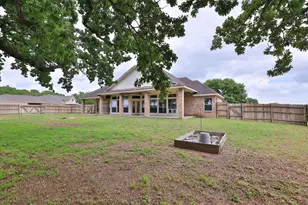 105 Lawrence Marshall Dr, Hempstead, TX 77445 - Photo 37
