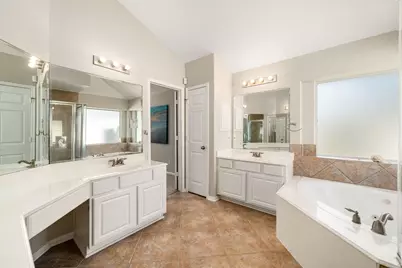 321 Holly Branch Lane, Kemah, TX 77565 - Photo 17