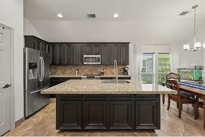 19015 Pinewood Point Lane, Tomball, TX 77377 - Photo 9