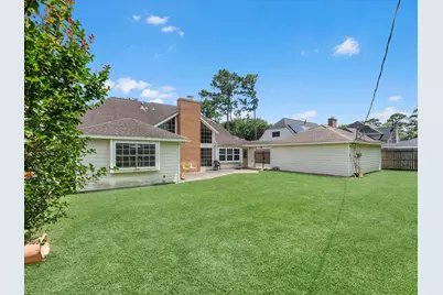 5210 Green Springs Drive, Houston, TX 77066 - Photo 31
