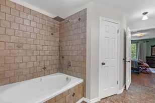 5210 Green Springs Dr, Houston, TX 77066 - Photo 23
