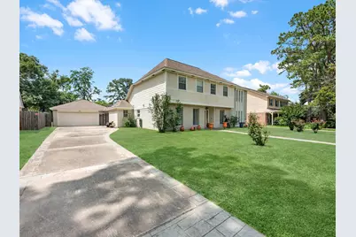 5210 Green Springs Drive, Houston, TX 77066 - Photo 3