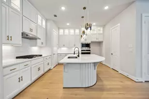 18231 Lakepoint Rdg Ln, Cypress, TX 77433 - Photo 11