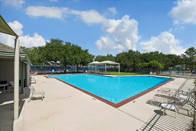 813 Lakeview Drive, Sugar Land, TX 77498 - Photo 27