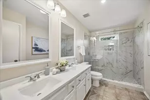 813 Lakeview Dr, Sugar Land, TX 77498 - Photo 17