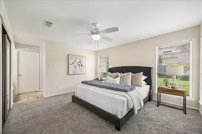 813 Lakeview Drive, Sugar Land, TX 77498 - Photo 15