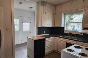 417 Victoria St, Navasota, TX 77868 - Photo 13