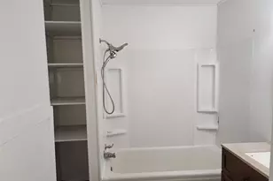 417 Victoria St, Navasota, TX 77868 - Photo 17