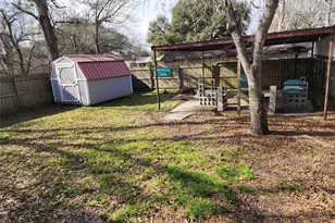 417 Victoria St, Navasota, TX 77868 - Photo 21