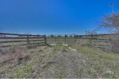 000 Cr 406, Gonzales, TX 78629 - Photo 13