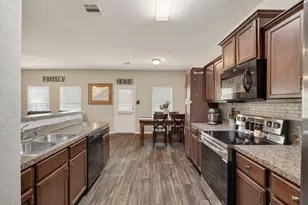 24123 Wilde Dr, Magnolia, TX 77355 - Photo 19