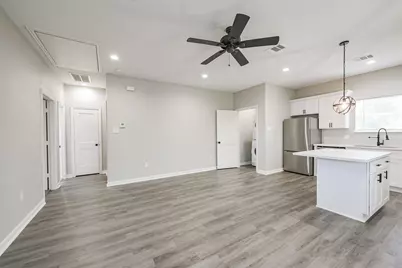 4405 Mallow Street #B, Houston, TX 77051 - Photo 5