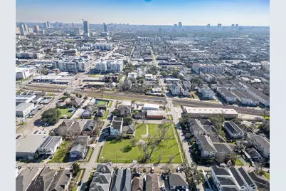 5006 Maxie Street, Houston, TX 77007 - Photo 9