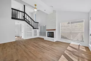 1917 Trixie Ln, Houston, TX 77042 - Photo 13