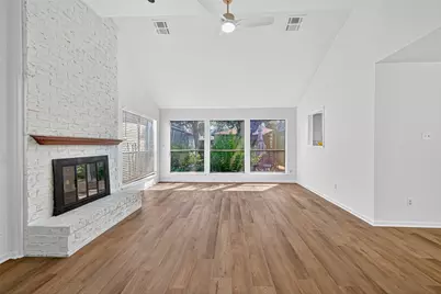 1917 Trixie Lane, Houston, TX 77042 - Photo 11