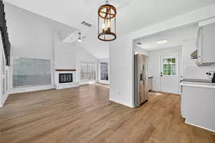 1917 Trixie Ln, Houston, TX 77042 - Photo 17