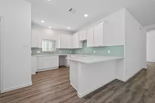 9746 Enclave Ridge Rd, Willis, TX 77318 - Photo 13