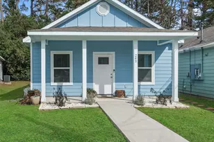 241 Ridgeside, Montgomery, TX 77316 - Photo 1