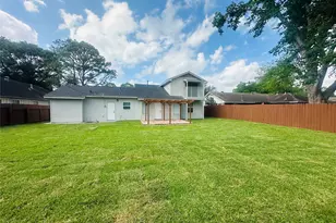 7131 Carvel Ln, Houston, TX 77074 - Photo 7