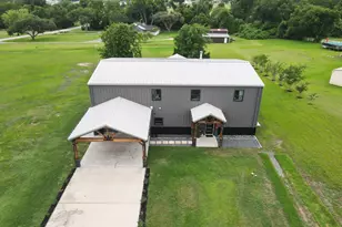 12304 Maggie Ln, Willis, TX 77318 - Photo 33