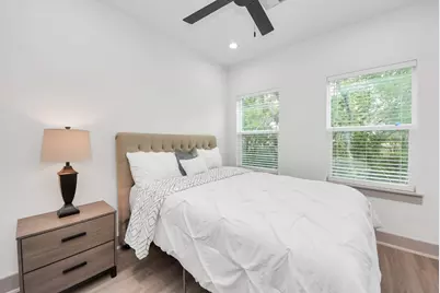 5303 Kindred Garden Lane #B, Houston, TX 77091 - Photo 37