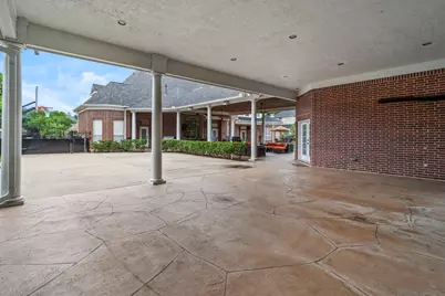 8214 Forest Gate Drive, Sugar Land, TX 77479 - Photo 39