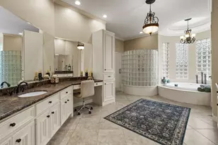 8214 Forest Gate Dr, Sugar Land, TX 77479 - Photo 23